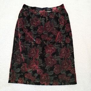 Koret vintage velvet red roses pencil skirt. Size 16